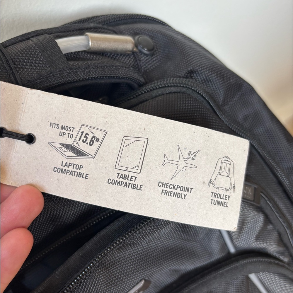Kenneth Cole Reaction ‘Easy As Pie’ Laptop Bag - Picture 7 of 9
